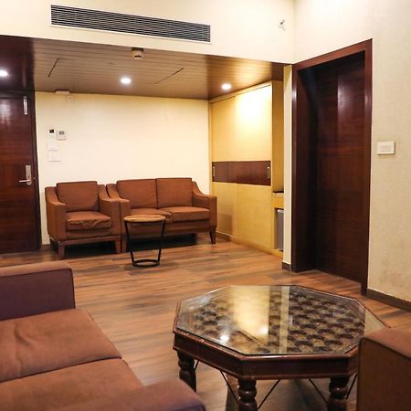 Rosetum Hotel, Anjuna Bagian luar foto